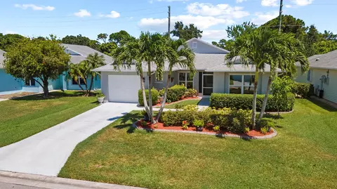 5906 Travelers Way, Fort Pierce, FL 34982