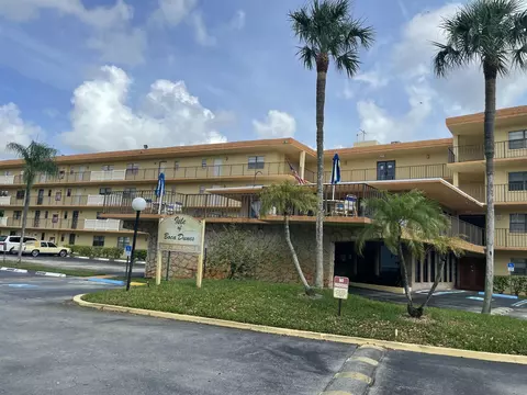 Exterior - 9273 SW 8th St #117, Boca Raton, FL 33428 photo 1 of 4