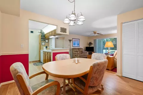 2508 SE Anchorage Cv #H-1, Port Saint Lucie, FL 34952