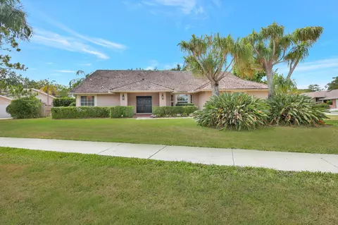 1819 Staimford Cir, Wellington, FL 33414