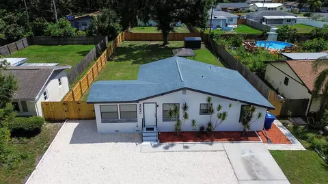 3050 Meadow View Ave, Largo, FL 33771