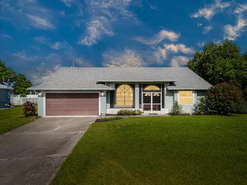 3255 SW Foremost Dr, Port Saint Lucie, FL 34953