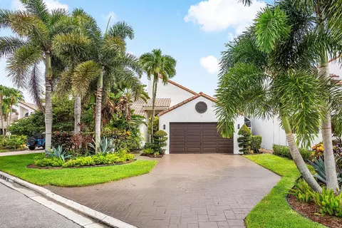 17128 Newport Club Dr, Boca Raton, FL 33496