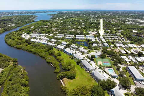 6230 Riverwalk Ln #5, Jupiter, FL 33458