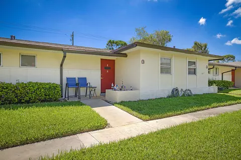 2854 Ashley Dr E #E, West Palm Beach, FL 33415