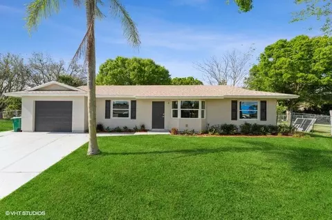 1897 SW Penrose Ave, Port Saint Lucie, FL 34953