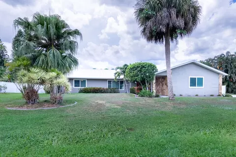 2182 SE Bersell Rd, Port Saint Lucie, FL 34952