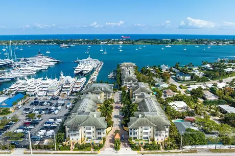3940 N Flagler Dr #401, West Palm Beach, FL 33407