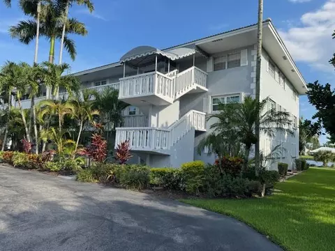 169 Atlantis Blvd #206, Atlantis, FL 33462