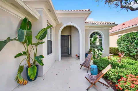 8312 Tobago Ln, Wellington, FL 33414