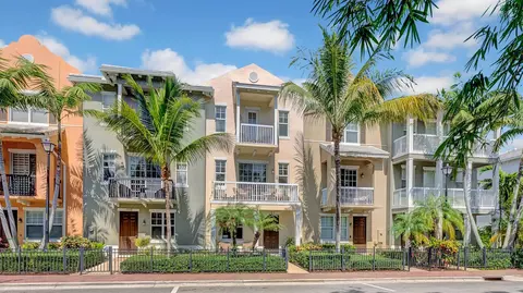 108 SW 1st Ave, Delray Beach, FL 33444