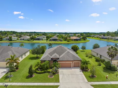 4842 Ashley Lake Cir, Vero Beach, FL 32967
