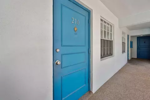 1407 NE 56th #210, Fort Lauderdale, FL 33334
