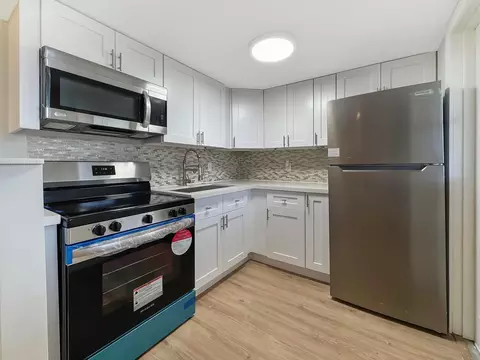 2213 NE 1st Ct #204, Boynton Beach, FL 33435