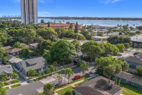 421 51st, West Palm Beach, FL 33407
