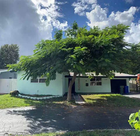 8780 NW 12 St, Pembroke Pines, FL 33024