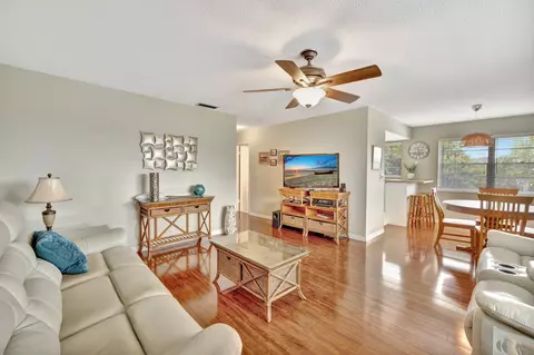 2929 SE Ocean Blvd SE #107-6, Stuart, FL 34996