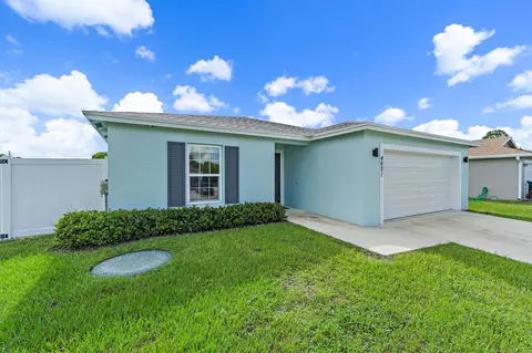 4601 SW Scanavino St, Port Saint Lucie, FL 34953