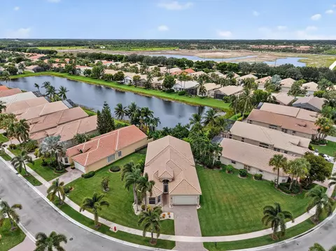 13129 Aliso Beach Dr, Delray Beach, FL 33446