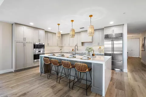 176 Lake #1202, Palm Beach Shores, FL 33404