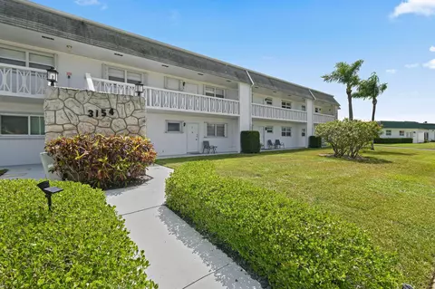 3154 Meridian Way S #11, Palm Beach Gardens, FL 33410