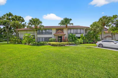 1100 Duncan Cir #204, Palm Beach Gardens, FL 33418
