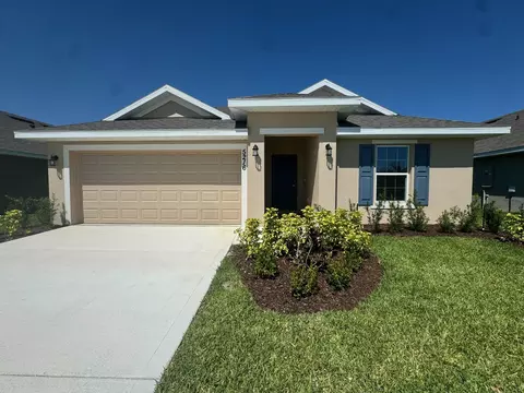 5748 Waterstone Blvd, Fort Pierce, FL 34951