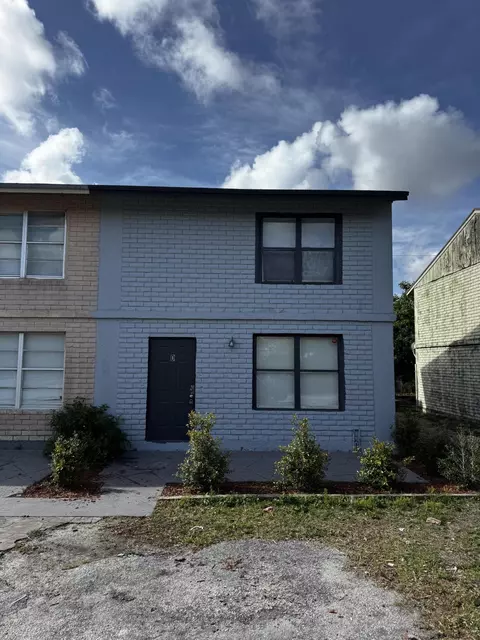1641 W 27th St #D, Riviera Beach, FL 33404