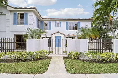 387 Prestwick Ln # 1, Palm Beach Gardens, FL 33418