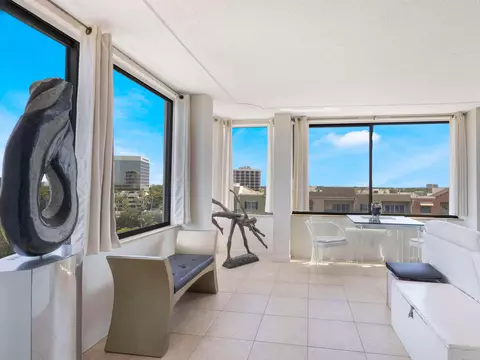 1500 Presidential Way #706, West Palm Beach, FL 33401