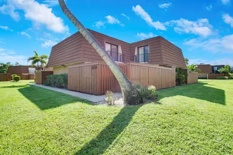 posse mkt  Homes For Sale in 33469, FL | Real Estate & Listings | Movoto