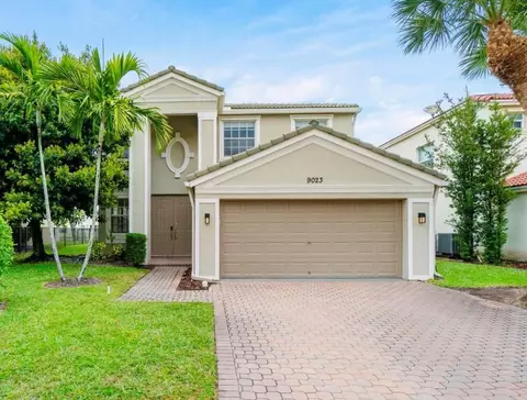 9023 Alexandra Cir, Wellington, FL 33414
