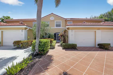 12439 Crystal Pointe Dr #102, Boynton Beach, FL 33437