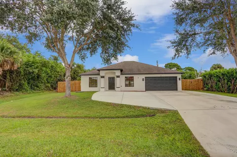 183 SW Ladybug Dr, Port Saint Lucie, FL 34953