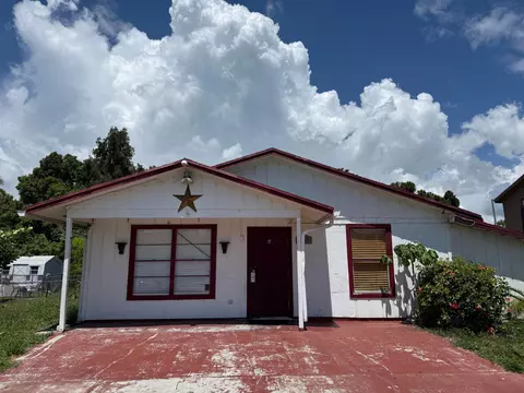 3825 Patio Ct, Lake Worth, FL 33461