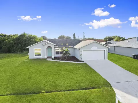 3562 SW Pumpkin St, Port Saint Lucie, FL 34953