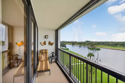 356 Golfview Rd #609, North Palm Beach, FL 33408