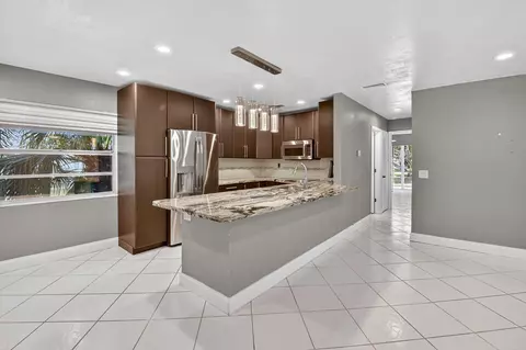624 Flanders M, Delray Beach, FL 33484