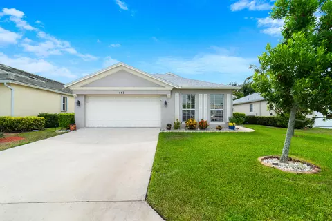 453 SW Talquin Ln, Port Saint Lucie, FL 34986