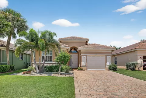 660 NW Stanford Ln, Port Saint Lucie, FL 34983
