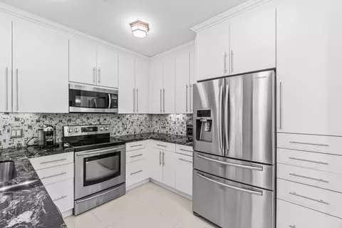 16898 Isle Of Palms #D, Delray Beach, FL 33484
