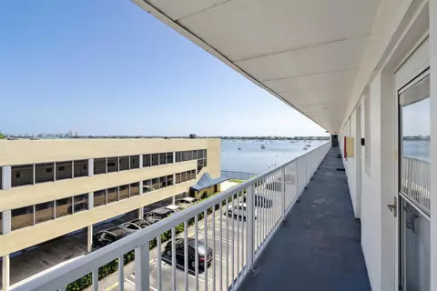 4500 N Flagler Dr #B20, West Palm Beach, FL 33407