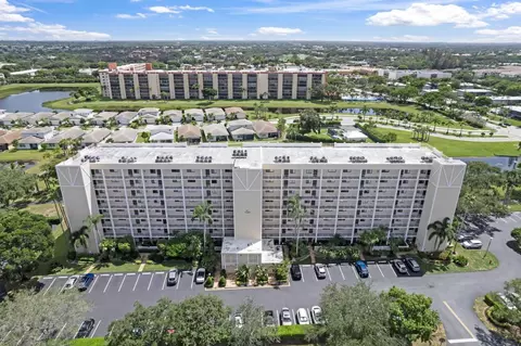 7290 Kinghurst #704, Delray Beach, FL 33446