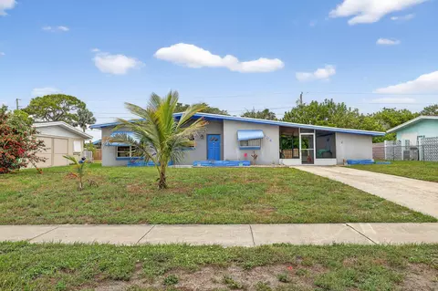 106 NEntrada Ave, Port Saint Lucie, FL 34952