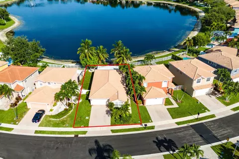 3224 Turtle Cv, West Palm Beach, FL 33411