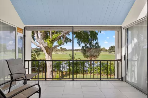 1731 Presidential Way #C-203, West Palm Beach, FL 33401