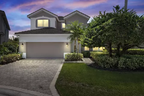 10910 Grande Blvd W, West Palm Beach, FL 33412
