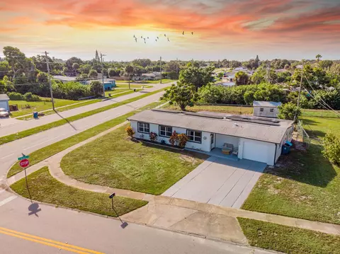 2996 Garden Ter NE, Palm Bay, FL 32905