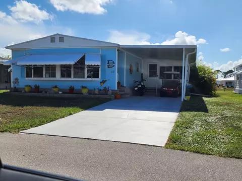 46 Verde Vis, Fort Pierce, FL 34951