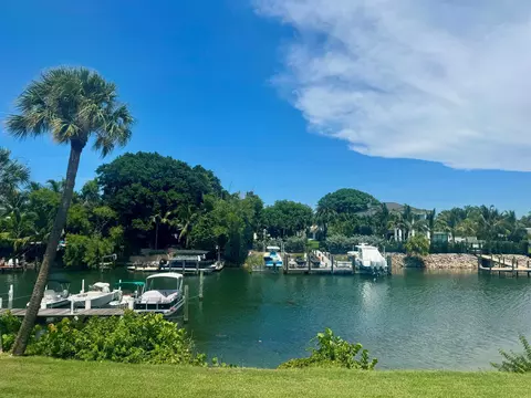 342 Southwind Dr #211, North Palm Beach, FL 33408